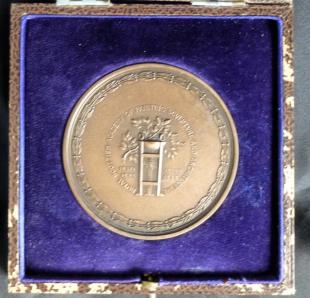 RSA-Associate-medal-info-side